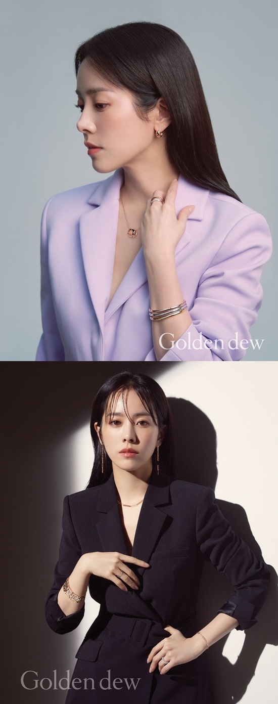 A jewelery pictorial by Actor Han Ji-min has been released.Han Ji-min recently took a picture shoot with his jewelery brand, which he is working as a model.In this picture, which is a wedding line with the beauty of Blood Diamond that does not change over time, and a fashion line that naturally permeates and emits charm at any moment, you can see Han Ji-mins elegant and luxurious mood.Han Ji-min in the picture adds a romantic charm to the white dress by adding Blood Diamond jewelery, and adds a simple white shirt with jewelery to complete a more brilliant look.Han Ji-min, who recently finished filming the movie The José, is preparing for the drama HERE (Gase).Photo = Golden Dew