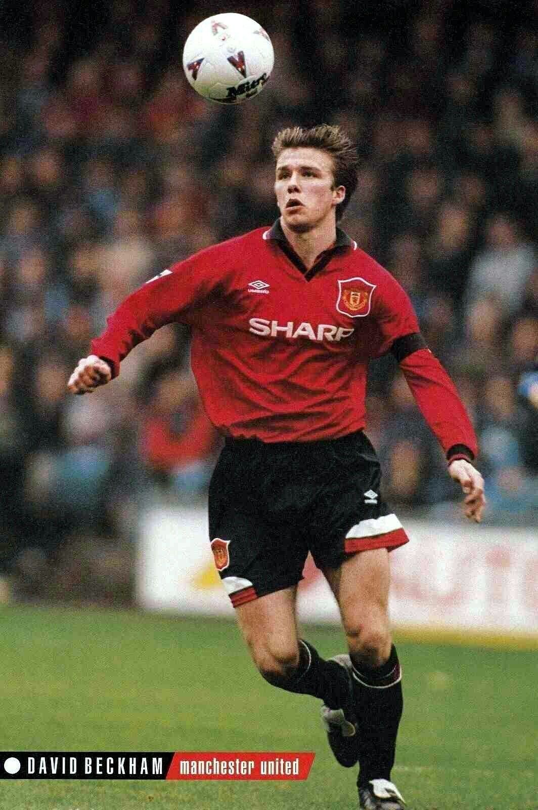 맨유 유니폼 변천사 (1990년 ~ 현재) | 커뮤니티