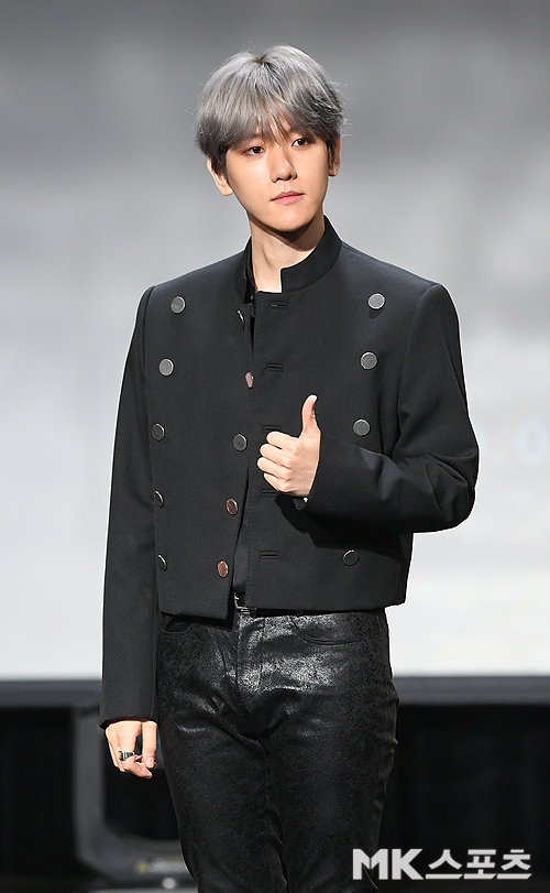 EXO Baekhyun Donated to Prevent COVID-19 DiffusionHope Bridge Korea Disaster Relief Association said on the afternoon of the 9th, Baekhyun has won 50 million won to prevent COVID-19 spread and prevent infection.I hope everyone who is suffering from the spread of COVID-19 will be able to work hard, Baekhyun said with the Donation.Baekhyuns Donation Money will be used for medical staffs protective clothing and mask purchases for vulnerable groups.Actors Kim Sarang, Kim Woo-bin Bae Suzy, Shin Min-ah, Lee Byung-hun, Lee Jung-jae, Jung Woo-sung, Han Hyo-joo, Hyun Bin, broadcaster Kim Na Young, Kim Jun-hyun, Yoo Jae-seok, Singer Red Velvet, IU, EXO Chan Yeol, Ray, Kai, Suho and Hayes also made good influence through Donation.Meanwhile, Baekhyun released I am on this road to you, an OST of SBS gilt drama Hiena on the 29th of last month.