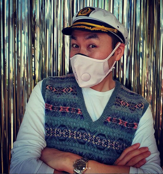 On the 10th, Noh Hong-chul delivered the news directly to the medical staff fighting COVID-19 through his instagram.He said, Ive been looking for you. ... You are so much more troubled and you are so excited about small expressions because there is not much Cheering or encouragement except for the Hospital in the media.I was the first hospital I visited. Thank you, there are many people who send me DM to tell me that I do not know where to help from the bakery that I want to send bread like me.If you need a warm heart, please comment not only to me but also to comment on the comment, I would like to contact you directly.Youre going to sleep a nap, he said.On the other hand, Noh Hong-chul has indefinitely stopped operating the cafe Hongcheol Bread, which is operated in the aftermath of the spread of COVID-19.