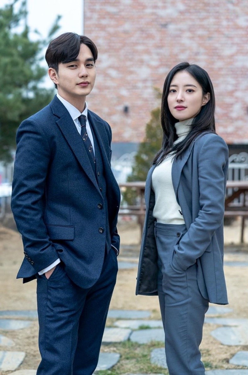 Actor Lee Se-young has released a photo of Yoo Seung-ho and has been promoting TVN Memoir of Warlist.On the 10th, Lee Se-young told his SNS I am D-1 nervous.Memoir of Warlist March 11th at 10:50 pm tvN and posted two photos.Lee Se-young in the public photo boasts Yoo Seung-ho and warm visuals and perfect suit fit.In another photo, Lee Se-young is smiling brightly with a Memoir of Warlist script.Memoir of Warlist will be broadcast on the 11th.Lee Se-young plays the role of elite profiler Han Sun-mi in the play, and Yoo Seung-ho plays the role of a criminal camellia with psychometry superpowers.