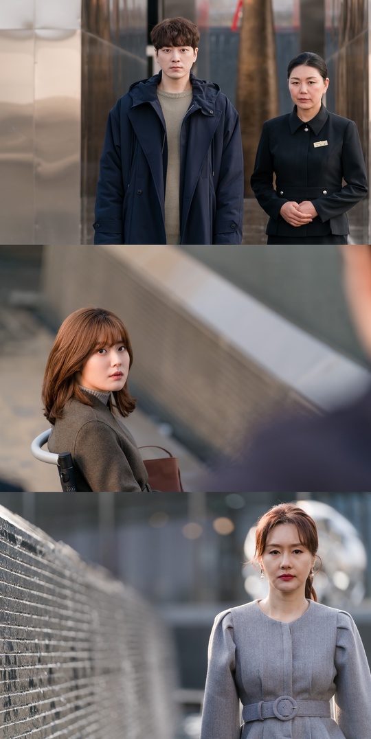 365 heralded the first meeting of Lee Joon-hyuk, Nam Ji-hyun and Kim Ji-soos significant Love Triangle (DJ Ivy mix).Lee Joon-hyuk and Nam Ji-hyun, who are conducting a suspicious search exhibition by MBCs new monthly drama 365: A Year Against Fate (director Kim Kyung-hee, playwright Lee Seo-yoon, Lee Soo-kyung, and hereinafter 365), which will be broadcast at 8:55 p.m. on March 23, and SteelSer, which contains Kim Ji-soo, the mystery charm that invited the two Were going to release the Eiescut to focus attention.The first meeting of Lee Joon-hyuk, Nam Ji-hyun and Kim Ji-soo, who overwhelm the atmosphere with their presence alone, raises expectations with the explosive synergy of the three actors.365 is a drama about the mystery survival game of those who have been trapped in an unknown fate when they return to a year ago dreaming of a perfect life.The interesting setting of Life Lisset and the unpredictable development and reversal of the past maximize the pleasure that can be felt in genres and are expected to bring a different level of charm.Among them, SteelSeries, which foresaw the unusual first meeting of Lee Joon-hyuk, Nam Ji-hyun and Kim Ji-soo, is more and more excited about the overwhelming presence of the three actors.The moment I thought life had fallen into hell, Lee Joon-hyuk and Nam Ji-hyun, who had received life Lisset offers a year ago.And the Lisset invitee Kim Ji-soo, who made that incredible offer, is curious just because its a meeting between the setter and the Lisset invitee.In addition, the sharp eyes of the three people to find out what each others real intentions are make the viewers breathe and stop their gaze.Lee Joon-hyuk, a seven-year-old homicide detective with a natural moist, is filled with thoughts about the life set proposal while walking to the invitation with someones guidance.He is staring straight at someone, and he feels a unique soft charisma.I thought I had everything as a successful webtoon writer, but Nam Ji-hyun, who had an unexpected accident and lived a life that changed 180 degrees.She also faces someone who is looking at her.But she does not feel any emotion in her expression, as well as she is showing a lot of vigilance and spewing another aura.Kim Ji-soos presence, which invited the two, is also unusual, with the hard and keen eyes of Lee Joon-hyuk and Nam Ji-hyun catching the eye.As a psychiatrist and Lisset invitee in the play, the mysterious atmosphere is causing subtle tension.She keeps her poker face while hiding her feelings in her expression and eyes, raising her curiosity about her character in the play.Especially, SteelSeries, which was released this time, gives a tension that makes the hands sweat with the atmosphere of the three actors.Lee Joon-hyuk, Nam Ji-hyun, and Kim Ji-soo are in the back door that they are playing a decisive role in improving the perfection of the drama by exchanging each others eyes, expressions, ambassadors and gestures.Therefore, starting with the first meeting of the three people in the Steel Series, how their relationship will be read, what events will lead to, and the perfect synergy that the actors will create.The production team of 365 was a perfect casting to add Lee Joon-hyuk, Nam Ji-hyun and Kim Ji-soo.I am confident that the synergy felt in the smoke breathing of the three actors will show overwhelming explosive power. Actors powerful acting and breathing will be a point of observation that will not disappoint viewers.kim myeong-mi