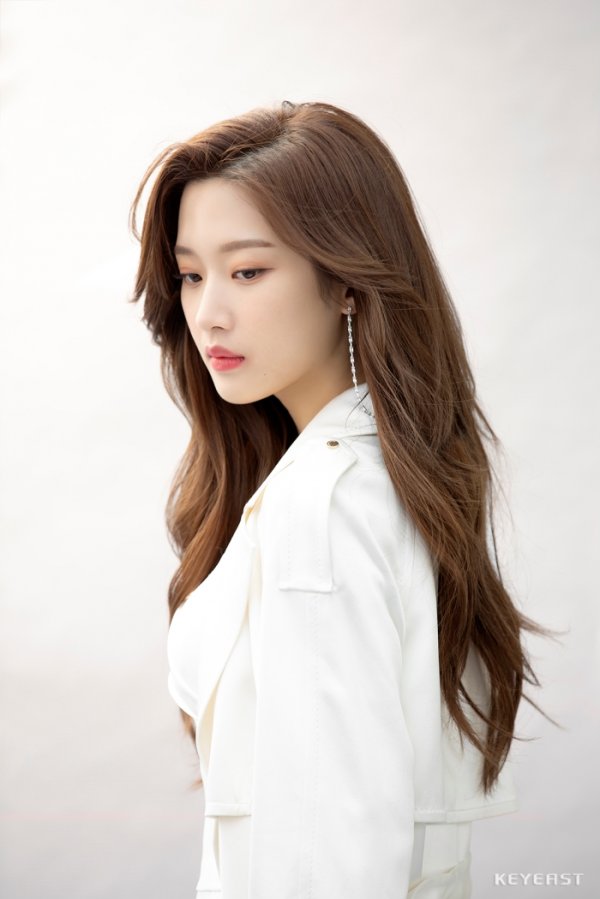 튀는남자 이미지