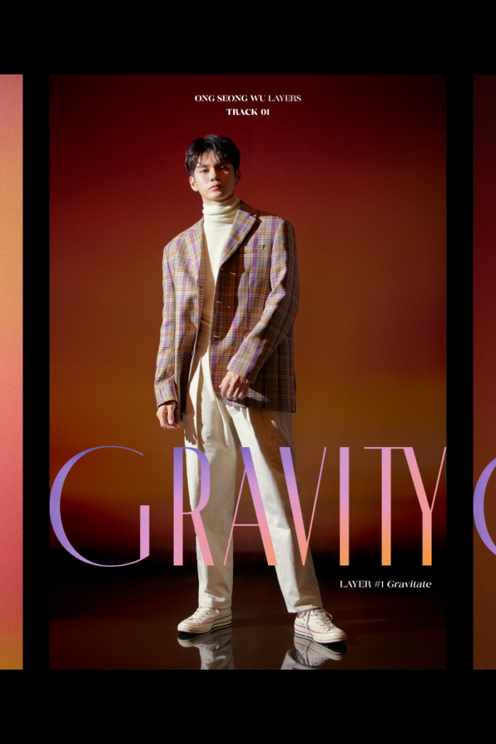 Ong Seong-wu released Gravity Teaser (GRAVITY TEASER), which contains the first feelings of the mini album Layers (LAYERS).In Gravity Teaser (GRAVITY TEASER) posted on Ong Seong-wus official SNS channel on the 12th, the first song Gravity (GRAVITY) of LAYERS and the emotional keyword Gravite are released and attention is focused.As the title of the song GRAVITY reminds me, Gravity Teaser draws Ong Seong-wu in unknown space.Ong Seong-wu, the only one who has revealed its presence in a dreamy place reminiscent of weightlessness, symbolizes new gravity and attraction.In addition, his eyes staring at the camera attract viewers and invite them to the world of rearing of emotions.Ong Seong-wu tells the story of the new courage that was drawn to you through the emotional layering keyword dragging in the first track Gravity.Above all, Gravity (GRAVITY) is known to contain the deep and deep charm unique to Ong Seong-wu, raising expectations.The LAYERS album worked differently not only on the concept image of each song but also on the logo to talk about the emotional layering, said Fantasy O., and since I was careful about every small thing for the completeness of the album, it will be a fun to guess the atmosphere of the song by looking at the Teaser Image and Tracks list to be released in the future.Ong Seong-wus first mini album LAYERS, which released the layer of emotion Gravitate with Gravity Teaser (GRAVITY TEASER), will be released on various music sites on the 25th.