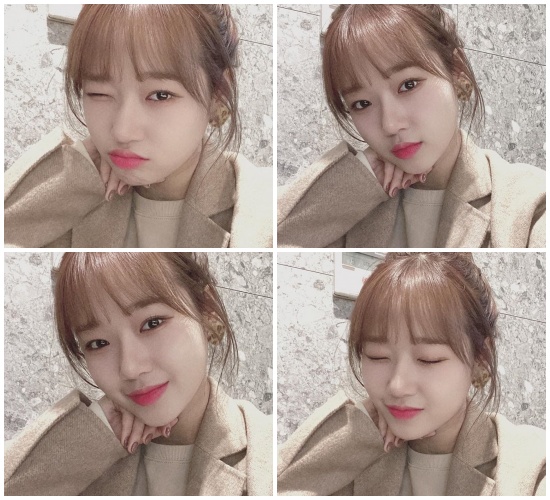 On the 12th, Weki Meki Choi Yoo-jung posted a number of photos on his SNS.Choi Yoo-jung in the photo shows various expressions in his place.He caught the attention of fans with Hwasa Smile and the watery Beautiful look.Weki Meki successfully completed the activities of the digital single DAZZLE DAZZLE (the dazzle dazzle).Weki Meki, who announced his active activities starting with the release of DAZZLE DAZZLE on the 20th of last month,Finally, the champions stage was finalized for the official three weeks of DAZZLE DAZLE.Weki Meki, who made a full comeback about six months after Tiki-Taka (99 percent) (Tikitaka), surpassed the icon of Tin Crush with this activity, representing their own imposing and energetic Girl Spirit (Girl Spirit) and offering a different transformation.Above all, the more unique and colorful visuals were enough to focus on the fans.