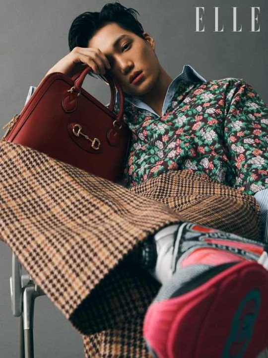 Group EXO Kai showed off his colorful suits with perfect digestion and visual appearance.On the 16th, Italian luxury brand Gucci released a fashion picture with Kai through the April issue of Elle Korea.Kai is showing perfect suit fashion with charm that goes beyond luxury and dandy. The picture with chic expression and a naughty smile is impressive.It is a charm of Hwa Ji-won.Kai is working as a global campaign model for Gucci Eyewear.