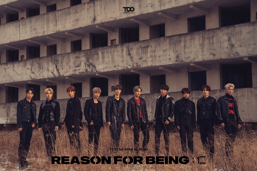The TOO (Tee see) finally came together in completeness.On the 17th, at 0:00, TOO official SNS revealed the 1st Mini album REASON FOR BEING: In () group concept photo.TOO members in the open concept photo stand in the background of an old building.TOO, which adds colorfulness to different styling, gave a strong impression by giving a point with intense red color on the black background where dark force is felt.The members facial expressions also attracted attention.It makes the eyes unable to take off with chic and dark eyes, and it gives a soft and dreamy atmosphere, and it stimulates the imagination for this album concept.
