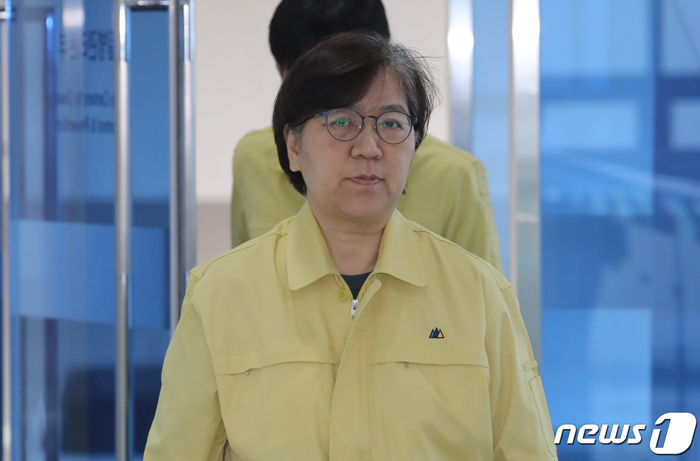 [속보] 방대본 "시급하지 않은 해외여행 연기하고 취소해달라" | 인스티즈