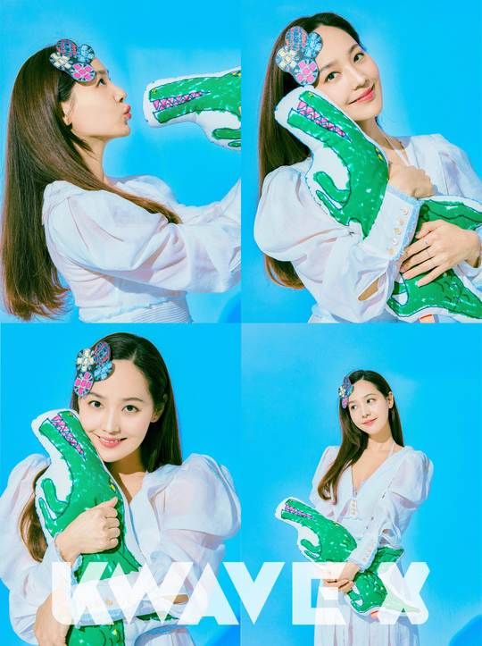 Actor Eugene turned into a spirit that helped Risen in nature.Kei WaveX (KWAVEX) released Eugenes digital picture on March 18.Kei WaveX Digital Picture is a social contribution pictorial platform for realizing social value with stars. This picture was conducted under the theme of Eugenes Natural Risen, and it contains a message that Eugene, who became the spirit of sunshine, flowers and wind, wants Risen to be clean nature through upcycling.Eugene, who transformed into a spirit that forms the source of all things through the picture, shows a natural and bright figure, such as controlling the sunshine, making flowers and wrapping the wind.I liked the concept of the purpose and nature that was planned to think about the environment, Eugene said in an interview that continued, It is too urgent for everyone to think about the environment, including upcycling.I also often face plastic, and I try to refrain as much as possible.Above all, it seems to be most important to pay constant attention to the awareness of improving environmental problems and the seriousness of environmental destruction. bak-beauty