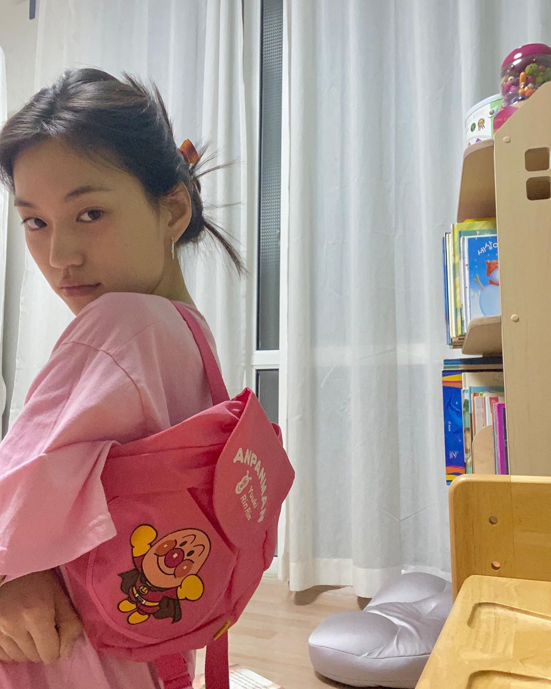 Kim Do-yeon of the group Weki Meki reported on the current situation.Kim Do-yeon posted two photos on his Instagram on the 18th with an article entitled Gianna aunty bag.Kim Do-yeon in the public photo carries her nephews baby bag, and in the ensuing photo, she is staring at the camera with a smile with her nephew.Netizens responded to the cuteness of the two people and the clothes worn in pink, saying, It is so cute, My nephew is cute and cute.In particular, Choi Yoo-jung, a member of Weki Meki, attracted attention by leaving a comment saying, Gianna aunt will hold her hand once.Weki Meki, which Kim Do-yeon belongs to, released the digital single DAZZLE DAZZLE last month.Photo: Kim Do-yeon Instagram