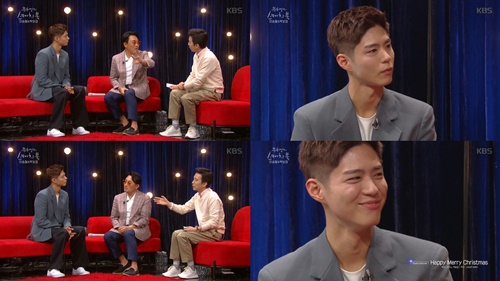 You Hee-Yeols Sketchbook Park Bo-gum confessed that there was a Singer dream.Lee Seung-cheol and Park Bo-gum appeared in KBS2s Sketchbook of You Hee-yeol, which was broadcast on the 20th.You Hee-yeol asked, I heard that Park Bo-gum started as an actor, but his first dream was Singer.Park Bo-gum said, Singer Song Writer was a dream, he said. I did not have enough skills, so I proposed to turn to Acting from my agency, and I started Acting from then on.Park Bo-gum also went to graduate school for the Department of New Media; last year, she released Christmas Carroll Songs.Lee Seung-cheol, who listened to the carol song of Park Bo-gum, said, There is no one. Lyrics. You think someone is thinking.I doubt that I should love you, but You Hee-yeol laughed on the behalf of Park Bo-gum, saying, I wrote it for those who love Park Bo-gum 