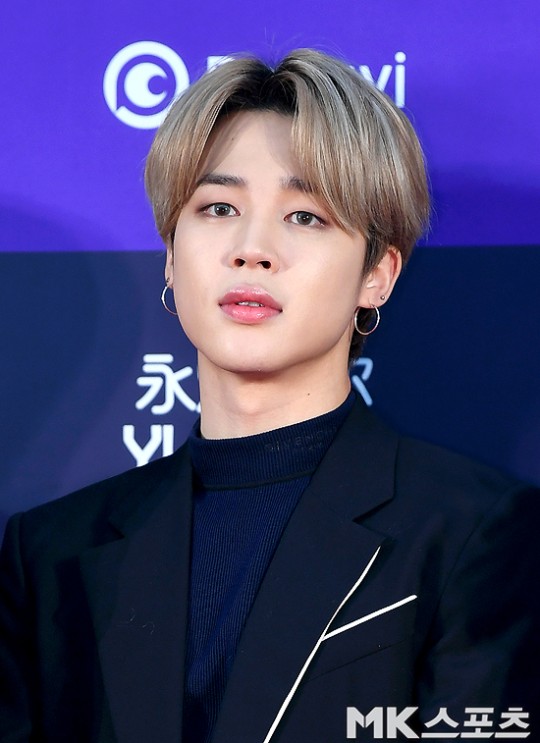 Boy Group Personal Brand Reputation In March 2020, Big Data analysis was conducted in the order of BTS Jimin 2nd BTS Jungkook 3rd BTS.The Korea Institute of Corporate Reputation analyzed the brand reputation of JiSoo, MediaJiSoo, Communication JiSoo, and Community JiSoo by extracting 179,939 brand big data of 598 individual Boy Group individuals from February 19 to March 20 to analyze the Big Data of the Boy Group individual brand.Compared to the big data of 168,866,199 in the Boy Group personal brand reputation in February 2020, it increased 0.99%.Brand reputation JiSoo is an indicator created by brand big data analysis by finding out that consumers online habits have a great impact on brand consumption.Through the analysis of the Boy Group personal brand reputation, it is possible to measure the positive evaluation of the boy group personal brand, media interest, and consumer interest and communication.The analysis of the brand reputation of the boy group included the analysis of brand value evaluation that measured brand influence and the qualitative evaluation of the brand reputation monitor.An official said, The BTS Jimin brand, which ranked first in the Boy Groups personal brand reputation, showed a high level of proven, powerful, breakthrough in the link analysis, and filter, ON, and fake love was analyzed highly in the keyword analysis.In the positive ratio analysis, the positive ratio was 92.08%. In March 2020, the top 100 brands of the Boy Groups personal brand reputation were BTS Jimin, BTS Jungkook, BTS Bu, BTS Suga, BTS RM, BTS Jin, Astro Cha Eun Woo, WINNER Kang Seung Yoon, BTS Jay Hop, CNBLUE Jung Yong Hwa, FT Island Choi Min Hwan, BIGBANG Ji Dragon, BtoB Woomin, EXO Suho, EXO Baekhyun, VIXX Ravi, EXO Kai, NCT Representation, EXO Chanyeol, VIXX Hongbin, Super Junior Shindong, Bigton Han Seungwoo, NCT Mark, SF9 Rown, WINNER Song Minho, NUEST Minhyun, EXO Chen, BIGBANG Sun, N CT Taeyong, Astro Moonbin, Techs Kies Eun Ji Won, NCT Doyoung, Seventeen Jun, NCT Hae Chan, The Boyz Present, Seventeen Min Kyu, NCT Johnny, EXO Sehun, B1A4 Mountains, Seventeen Won Woo, Block B Park Kyung, Berry Berry Kang Min, AB6IX Lee Dae Hwi, Seventeen Seung Kwan, Shiny Taemin, Seventeen Hoshi, EXO Ray, BIGBANG Daesung, TVXQ Yunho, Techs Kies Jangsuwon, Astro Yoon Sanha, NCT Utah, EXO Dio, NCT Taeil, 2PM Junho, Bigton Choi Byung Chan, AB6IX Park Woojin, Super Junior Kyuhyun, VIXX Leo, WINNER Kim Jin-woo, Seventeen Scoops, Super Junior Eunhyuk, Monstar X Wonho, Block B Pio, Shinhwa Kim Dongwan, Monstar X Minhyuk, Seventeen Dogum, Bigton Jung Soo Bin, Bigton Heo Chan, NUEST Back Ho, WINNER Lee Seung-hoon, BtoB Lee Chang-seop, SF9 Chanhee, Bigton Dohanse, Seventeen Joshua, Pentagon Hui, Bigton Kang Seung-sik, Seventeen Vernon, VIXX En, BtoB Jung Il-hoon, Monstar Shanu, The Boyz New, Super Junior East Sea, TVXQ Min, Seventeen Dino, NCT Jaemin, Bigton Lim Se-joon, NCT Ji Sung, Monstar X IM, VIXX Ken, BtoB Lim Hyun Sik, 2PM Woo Young, The Boyz starring, Infinite Kim Sung Kyu, Seventeen Diet, Shinhwa Andy, Monstar X.