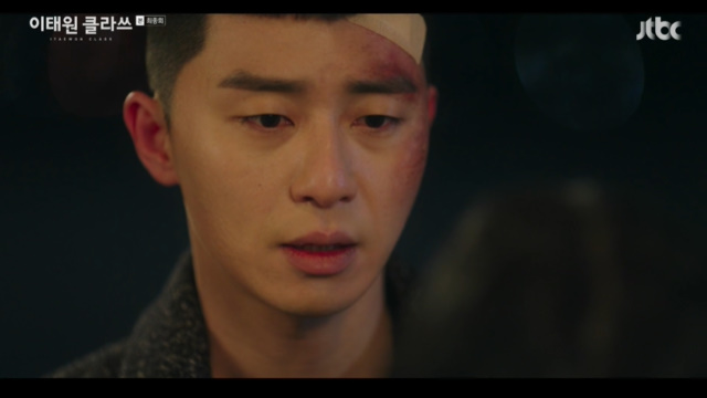 Park Seo-joon Confessions Love to Kim Da-miIn the 16th episode of JTBCs Golden Earth Drama Itaewon Klath (playplayed by Cho Kwang-jin/directed by Kim Sung-yoon), which aired on March 21, Park Seo-joon was dramatically reunited with Joe-yool Lee (played by Kim Da-mi).Park, who received an address with Jang Geun-won (Security), told Choi Seung-kwon (Ryu Kyung-soo) that he would save Joe-yool Lee even if he died.Joe-yool Lee, who ran away from Jang Geun-soo (played by Kim Dong-hee), desperately fled from Kim Hee-hoon (played by Won Hyun-joon).Choi Seung-kwon, who saw Joe-yool Lee running away hard, saved Joe-yool Lee by taking the car of Kim Hee-hoons party after him.Choi told Park and Joe to leave first, then faced Kim Hee-hoon alone, and Park fled with Joe-yool Lee.I remember that time, when we ran in Itaewon, I missed you so much, said Roy, who was struggling with pain while running, to Joe-yool Lee, who was worried about him.I always struggle and get hurt.Lee Ha-na