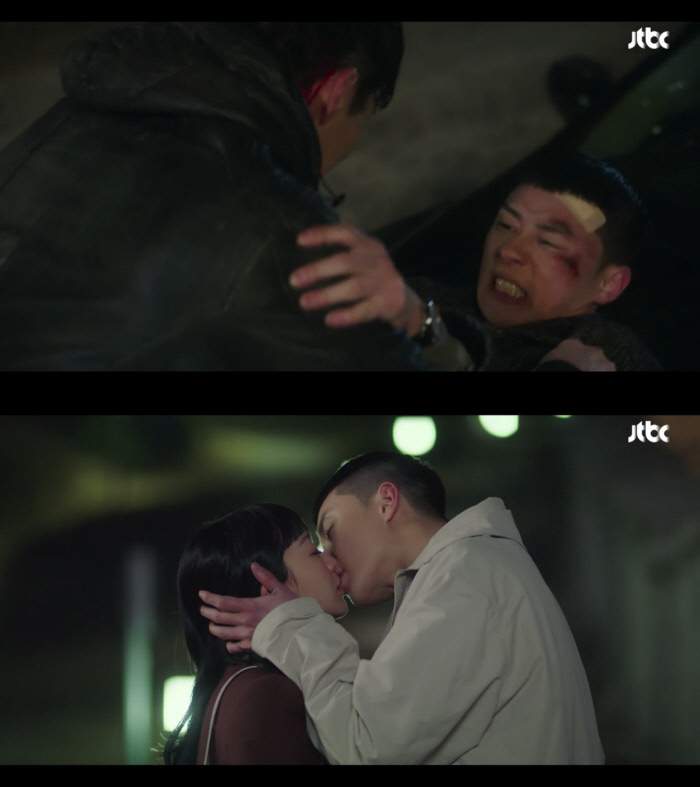 It was popular like a gust of wind, so I am sorry for the ending that did not even wind up.JTBCs gilt play Itaewon Klath ended the fight between the last night and the Jangga, which has been fierce on the 21st.When Jangga was on the verge of being sold, Chairman Jang (Yoo Jae-myung) knelt down to Park (Park Seo-jun).Roys company, I.C., has merged into a downfall Jangga.In addition, Park realized her love for Joe-yool Lee (Kim Dae-mi), confessed her heart, and developed into a lover to achieve Happy Endings.TV viewer ratings are also Happy Endings.It surpassed the record of 14.8 percent of the highest TV viewer ratings, which was 16.5 percent (based on Nielsen Korea nationwide), and earned the beauty of the race.Unfortunately, it became a Happy Endings for viewers.Unlike the Itaewon Klath in the early and mid- to mid-term, which was full of tension and impact, the final meeting was criticized as the climax of boredom.The viewers immediately after the broadcast, The last two times seemed to see another drama. The last meeting was only a fight, and the wild age was it? The drama that was fun in the first half was right.The first solid development was lost to the mountains wherever it went, and it became a subculture.Particularly, the part that has received much criticism is the struggle that has been sluggish.Park and Choi Seung-kwon (Ryu Kyung-soo), who visited the kidnapped Joe-yool Lee and Jang Geun-soo (Kim Dong-hee), faced Jang Geun-won (Anbo-hyun) and a large group of brothers (Won Hyun-joon), and the scuffle continued from then on.In fact, the six-minute struggle was a meaningless development that did not feel tension or emotion, and it seemed to be boring for 30 minutes.The sudden deepening of Park and Joe Lees love line also failed to win viewers sympathy.Most of the opinions are that the heart of Park, who has been refusing Joe-yool Lee for a while, has not been touched by the sudden deepening and probable, and that he has not been emotionally involved in affection, such as the kissing gods of the two.It is a work that has continued to develop as if it were falling out, so if the love of the two people is finished with a start, it is regrettable that ITZY can be held rather.The only thing that caught the attention of viewers on this day is the cameo appearance of Park Bo-gum.Park Bo-gum appeared in a scene where Osua (Kwon Nara) came out of Jangga and interviewed as a monthly chef of a restaurant opened in Itaewon.He made a special appearance to protect his loyalty with director Kim Sung-yoon, who made a connection in KBS2 Drama Gurmigreen Moonlight, and he caught his attention with his warm appearance and stable acting ability even at a moment.Many viewers responded that Oh Sua is a true winner.In fact, the material of Itaewon Clath itself is Cliché Bumbuck.It is a setting that can be easily seen in any work such as the sudden death of the father, the beginning of the revenge drama, and the growth period of the main character.Nevertheless, Itaewon Klath was loved by JTBCs Drama TV viewer ratings, because of Parks straight tendency and leadership to embrace short-night family members gave comfort and support to our harsh reality.The story of Roy and the family of the sweet who stood up to the janga of power, like the symbol of authoritarianism, gave viewers a vicarious satisfaction.But the last meeting became a restaurant with a unique taste that was filled with customers. The end of Itaewon Class became Jangga directly.
