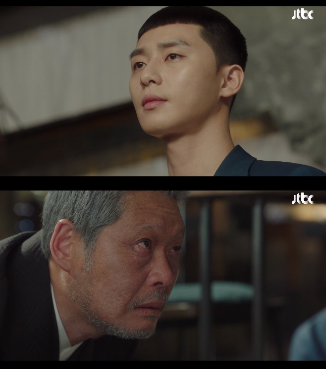 Dozens of dramas compete for the love of viewers every week, and what are the hot-screwd screens of the house theater for a week?I gathered the moments of sight-raising, which was the most intense in KBS, MBC, SBS, TVN and JTBCs five broadcasters broadcast during the past week (March 16-22).KBS2 Forest Jo Bo-ah I will be a Guardian of Park Hae-jin even now and in the future.In the final episode of KBS2s Drama Forest (playplayed by Lee Sun-young and directed by Oh Jong-rok), which was broadcast on the 19th, Kang San-hyuk finally opened his eyes in the hospital room.On this day, Jung Young-jae (Jo Bo-ah) confirmed that Kang San-hyuk had occurred and said, Are you crazy now, do you recognize me? And Kang San-hyuk looked around to understand the situation.I have checked my name and hospital date differently. I do not know when the secret will leak, so I have to move the hospital again.I already heard that someone who is looking for Kangsan Hyuk has gone to visit. When Kang Sang-hyuk asked, Was Jung Young-jae my Guardian? Jung Young-jae said, What do you mean?Now, I will continue to be a Guardian of Kang Sang Hyuk, he said, jokingly. Lean on me. Ill carry you.Do not do anything like jumping into the fire for me now. MBC The Memory of the Man Kim Dong-wook, Moon Ga-young Is not Lee Ju-binMBCs new tree drama The Mans Memory Act (played by Kim Yoon-joo and directed by Oh Hyun-jong) was broadcast on the 19th.(Kim Dong-wook) was seen by Yeo Ha-jin (Moon Ga-young) as his first love Jeong Jeong-yeon (Lee Joo-bin).lee jung-hoonThe trauma was confusing again on the way home to the girl, because it snowed when Jeong Seong-yeon fell from the building and died.I can not take you down here, he said, and then came out to the roadside.lee jung-hoonI think its funny to say that I have a heart for the anchor, and I think I can do it.I did not feel like an anchor, but I kept thinking about the anchor because of the look I was looking at. I wondered what I was talking about in silence, he said.Lee Jung-hoon who heard thisI recalled what Jung Seo-yeon had said to me. And Lee Jung-hoonI asked, Is not it emotional? And Yeo Ha-jin replied, It is the first name I hear.SBS Nobody knows Park Hoon, Coma Suspension An Ji Ho Ill pick you up againIn the 6th episode of SBS Mondays drama Nobody Knows (playplayplayed by Kim Eun-hyang and director Lee Jung-heum), which was broadcast on the 17th, Baek Sang-ho (Park Hoon) began to reveal his identity.On this day, Baek Sang-ho found the room of Ko Eun-ho (An Ji-ho), who had fallen into a coma after he jumped from the building. As long as he is alive, sadness always follows.So this Man from Nowhere was Choices to be a non-injured side: would you have a chance to Choices?He then whispered to Ko Eun-ho, You have to wake up, and then The Man from Nowhere will come back to pick you up.TVN Sweet Doctor Life Jeun Mi-do, a junior doctor, Apology to the patientIn the second episode of TVNs Sweet Doctor Life (Friendship and Director Shin Won-ho) broadcast on the 19th,Previously, Chae Songhwa found that his junior talked to the patient in a way that he ignored, not persuasion.Chae Song-hwa asked him to join the surgery, saying, I will act a lot next to you if you give me an opportunity.I am sorry that you have been operating for me, and I started preparing for the surgery, and the professor decided to come down as soon as I was ready, said a junior who did not know the situation.Chae Song-hwa carefully called his juniors name and said, Before you enter the operating room, apologize to the patient, not Professor Min.Eventually, the junior bowed down and apologized for the patient.JTBC Itaewon Klath Park Seo-joon, pleads to Yoo Jae-myung BusinessPark Seo-joon finally succeeded in revenge against Chairman Chang at the final episode of JTBCs Golden Earth Drama Itaewon Klath (playplayplay by Gwangjin and director Kim Sung-yoon) broadcast on the 21st.On this day, Chang found the night he was running when Jangga was in danger of falling into the hands of Roy, and after kneeling, Chang apologized, Im sorry.Park said, It is a wish, but it is not good for me, he said. You can stop eating.When Chang looked at him, Park said, Do you think Im a hogu? He refused to apologize.What is the value of an apology that is lost? Do business, Chairman. 