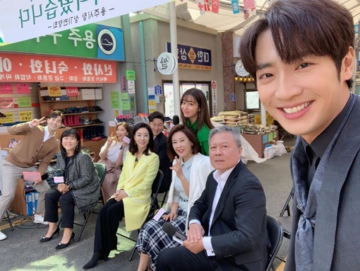 Actor Lee Sang-yeob has released Selfie, taken with Actors, who have been once.Lee Sang-yeob posted a picture and post on her Instagram account on Monday.Lee Sang-yeob expressed his affection on the day, leaving a hashtag called #Once she came in.Especially, the appearance of the Luxury Actor, a trustworthy actor who appeared in the drama Ive been to once, was impressive.Meanwhile, KBS2 drama Ive Goed Once, starring Lee Sang-yeob, will be broadcast for the first time on the 28th.