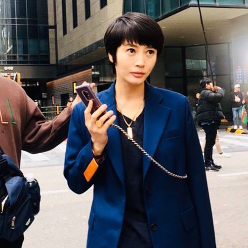 Actor Kim Hye-soos spin-off behind-the-scenes cut has been unveiled.On March 24, Kim Hye-soos agency, Walnut & Yu Entertainments official SNS, said, I still have Tuesday? Three days before I met her, I am soothing with behind-the-scenes photos.I want to see you! And several photos were posted.The photo released shows a variety of Kim Hye-soo staying on the set of SBS gilt drama Hyena (playplayed by Kim Ru-ri/directed by Jang Tae-yu).Kim Hye-soo exclaims with graceful beauty at any angle.Kim Hye-soo is playing the role of a goldsmith in Hyena.The 10th episode of Hyena, which was broadcast on the 21st, was overwhelmingly ranked first in the same time zone with 10.2% (1 part) and 12.8% (2 part) TV viewer ratings based on the metropolitan area, thanks to the actors performance led by Kim Hye-soo.The highest TV viewer ratings for the moment soared to 13.7%, and 2049 TV viewer ratings, which are a measure of topicality, were 4.5% (1 part) and 5.4% (2 part).hwang hye-jin