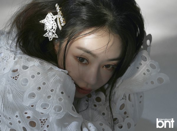 Clarity color is one of the elements that anyone who wants to have.Actor Seo Woo, who is building his own color with his unique character as well as solid acting ability, conducted bnt and pictorial.Seo Woo has perfected the feminin mood, dreamy concept, and chic mood in this photo shoot.When I asked him about the opening of Wedding Daze, which had returned to the screen for a long time with the recently released movie The House, he said, It was released after a long time.I thought it would not be released, but I was surprised by the fact that Actor was surprised to do so.When I asked how I had been doing in the Wedding Daze, which had a long gap, I said, I was busy. I was resting when I was resting.She said, I think you can eat more, and now youre halfway through life, so its ambiguous what role you should play. She also talked about her role.I want to play a role, he said, and I am a man with a lot of shortages, so I am broken and the intellectual role is burdensome.As for the usual personality, People say that the picture is different from the reality of the screen, and the gag greed is strong to make people laugh, so there is a lot of greed in comedy.I should have made the comic commercials more funny, he said. Im sorry, he said when asked if the entertainment program was greedy.I was overwhelmed by the honey-eaten mute or nervousness. When asked what was the best work, he replied, It is the movie Paju. I liked scenario and I think I really did an act.As for the most difficult role, I can not say any role, but there is a role that has caused trauma to the extent that the whole body is inflamed.I do not think I can love all the roles. She is known as a fan of BTS, and she said, I am still a big fan. I wanted to go to a concert, but it is really hard to get a ticket.When asked what her hobby was, she said, Cooking, making Korean food and snacks well. She was known to eat well, and she said, I enjoy drinking, but the older I get, the less alcohol I drink.I cant believe it, he said.Seo Woo, which absorbs any work well and shows her unique acting.When asked what the final goal was as an actor, he replied, I want to be an actor who can lead empathy for murderers or any villain.