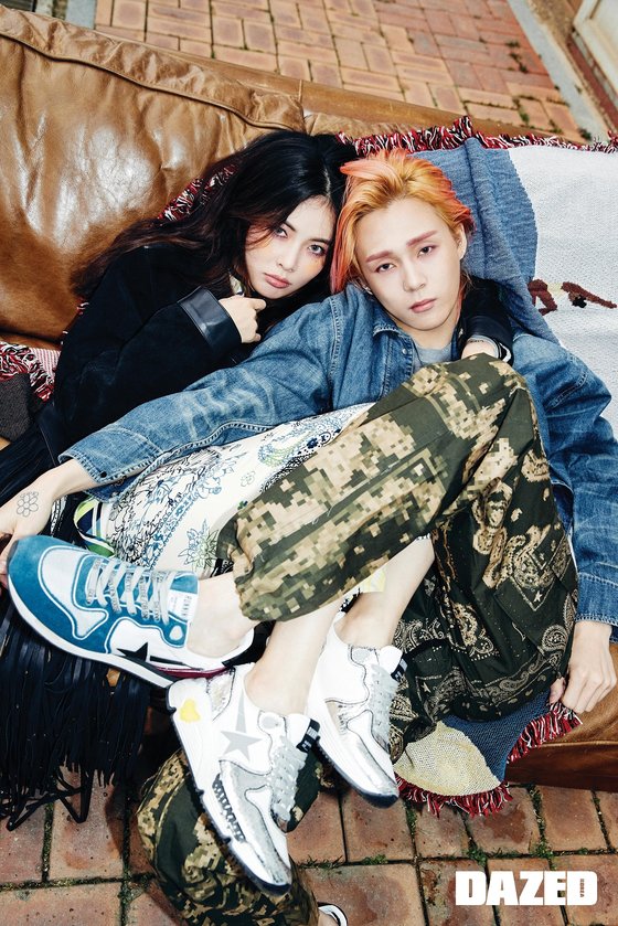 You can also see the two people who are style icons in the personal cut.Hyuna showcased her outstanding fashion sense by directing a blue shirt dress and bandana patterned pants to Leather Jacket respectively.In addition, he showed a casual look of vintage mood by matching denim pants to Red Bommer Jacket.DAWN also showed off its moDAWN yet chic charm with a black leather jacket and a check shirt.The couples pictures can be found in the April issue of Daysd Korea.