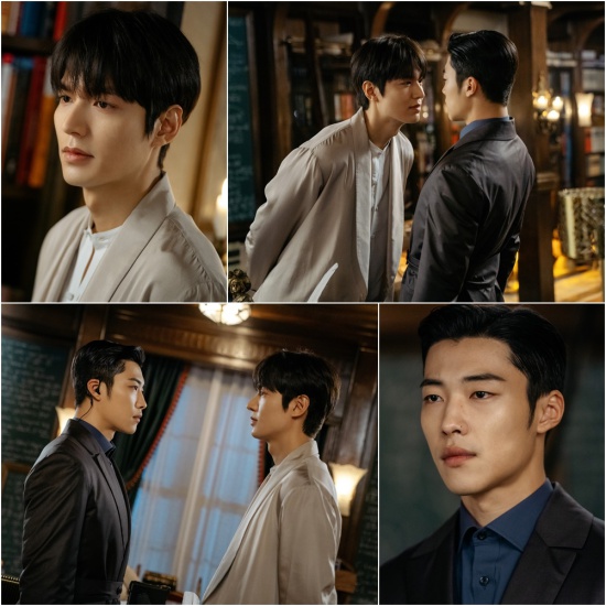 SBSs new gilt, Drama The King – Lord of Eternity, Lee Min-ho and Woo Do-hwan, announced the start of Breathless Bromance.SBSs new gilt drama The King - Eternal Monarch (playplayplay by Kim Eun-sook, directed by Baek Sang-hoon), which is scheduled to be broadcast in April following the upcoming Hiena, is a science and engineering department that tries to close the door (orally) and a Korean Empire Empire Empire Egon, and a liberal arts department that tries to protect someones life, people, and love. A detective Jeong Tae is a 16-part fantasy romance that draws through cooperation between the two worlds.South Koreas best storyteller Kim Eun-sook, director Baek Sang-hoon of Huayu-School 2015 and Suns Descendants, and director Jung Ji-hyun of WWW, enter the search word, are gathering attention as the best-anticipated work of 2020.Above all, Lee Min-ho and Woo Do-hwan, who boast of their own light-emitting aura in The King-Eternal Monarch, play the role of Korean Empire Empire Emperor and Korean Empire Imperial House of Japan Guards Captain Cho Young, respectively.They were like the only oasis in the solemn Imperial House of Japan, where they met as the Lord and his servant in the Korean Empire Imperial House of Japan, and experienced the twists and turns together, and were the only ones who could breathe each other in the solemn Imperial House of Japan. Attention is being paid to the Korean Empire Imperial House of Japan Bromance Chemie, which will be achieved by the first sword.Lee Min-ho and Woo Do-hwan are showing off their breathless Bromance to Shot, which offers a different quality of eyeballs.Two people in the play are posing super close in the library of Emperor.Emperor Igon, who has escaped from his usual dignified and cool expression, pushed his face into the contrast with a soft expression and spewed a playful reversal charm.On the other hand, Cho Young, who took off the sharp knife angle when guarding, showed a embarrassed look at Lees sudden action.Even if you just watch, the two super-close two-shots holding the left atrium and right ventricle bang sound are raising expectations, foreshadowing the synergy of the Gon-Joe couple that will continue in the future.Lee Min-ho and Woo Do-hwans Jinsung Best Brochemy scene was filmed on a set in Yongin, Gyeonggi Province.Lee Min-ho and Woo Do-hwan, who were the first to meet the performance through The King-Eternal Monarch, unfolded their performances with an incredibly co-work that boosted the atmosphere of the scene.Lee Min-ho, who is a senior but comfortable atmosphere, and Woo Do-hwan, who follows Lee Min-ho, are showing vitality in the field and revealing his best brother-like chemistry.Especially, the two people who showed off the special chemistry from the preparation of the shooting proved the extraordinary strength by completing the shooting with the sun.The production company, Hwa-dam Pictures, said, Lee Min-ho and Woo Do-hwan naturally expressed the soul mate between the Emperor and the Guards, which have not been seen before, and gave warmness throughout the filming. He also said, Please pay attention to the activities of Lee Min-ho and Woo Do-hwan, who challenged new acting transformation through the King-Eternal Monarch. ...Meanwhile, SBS The King - Eternal Monarch will be composed of 16 episodes and will be broadcast at 10 pm on Fridays during April following Hiena.Photos: Hwa-Nam Pictures