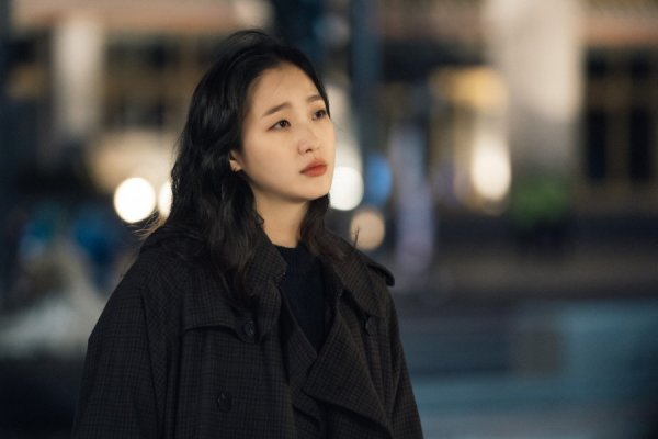 <p>SBSs new Morning drama ‘Ducking - eternal Monarch’ Lee Min-ho and Kim Go-eun the Gwanghwamun middle of ‘you hug’and ‘heart-fluttering note of the’issued for ‘the first meeting’ scene unveiled.</p><p>‘Hyena’ as a follow-up coming 4 monthly first broadcast with SBSs new Morning drama, ‘The King - the eternal Monarch’(a play Kim Sook/rendering whites a lesson, stop implementing/making the screen B & B Amsterdam graphic over)is the dimension of door(gate)to close to this and(working 科)type for the Emperor and anyone of life, people, love to keep the door(culture 科)type Korea type information form to the two worlds that through it is another dimension of this 16-part fantasy romance with. South Korea arguably ‘romantic Comedy world of legend, the so called’Kim is familiar with the writer ‘who are you - School 2015’, ‘the suns descendant’of the people, lesson supervision, ‘enter search terms WWW’of the stop implementation Director by 2020 Showman, a great start to the sensation of God.</p><p>Whats more, the more ‘King - eternal Monarch’of the Central axis of Lee Min-ho and Kim Go-eun, respectively for the Emperor and the station and for the United States the Criminal Information States that, taking the role of a different smoke for you. Lee Min-ho is ‘for the Emperor’ and mated to a bass tone voice change is, of course, excellent riding skills with other Emperor of luxury was completed. Also Kim Go-eun is a crime only for open files ‘for the United States a strong common criminal’the answer to the fluffy feathers and embellishment not as cheerful charm to ‘the King - the eternal Monarch’in anticipation of what elevates it.</p><p>In this regard, Lee Min-ho and Kim Go-eun this sudden ‘sudden hug’and ‘heart-fluttering note of the’issued that ‘tingle-shot’, this captured my attention and. The movie for the Emperor The Dragon(Lee Min-ho)this Gwanghwamun in the middle of a white horse riding appear, causing confusion, while South Korea Criminal Information States to(Kim Go-eun)and a movie scene. The information States that this poverty was a Willy-nilly Garden State to the and circuit hugged, and shock engulfed in static is a quirky and dazzling to eyes up in the front, with a lead of two people in a relationship for a curiosity stimulated.</p><p>Lee Min-ho and Kim Go-eun of ‘we embrace the Tingle-shot’ scene in Seoul, Gwanghwamun Street was shot at. Taken place Gwanghwamun the characteristics, the people almost did not dawn in time to the shooting was the state. Arrived on the scene Lee Min-ho and Kim Go-eun is get your copy while you peruse the shoot scale due to the tension buzzing was the mood of the scene, drag the raised. Especially two people in rehearsal from expressions is important for this scene for the emotion first in the heart & soul of. Filming began, Lee Min-ho and Kim Go-eun is for the Emperor and for the United States Criminal Information state this I suffer, to panic yet‘, like a magnet drawn to Destiny like a first encounter’the long drawn out of two people already for to was.</p><p>Publisher screen, B & B Amsterdam traffic over the “Lee Min-ho and Kim Go-eun is to look at each eyes with countless storys, romance of the moon people”this and “Kim is a Mature writer and this case with Number 2s work together to become Lee Min-ho, Kim Go-eun this with amazing potential ‘king - eternal Monarch through’check for”and I was.</p><p>Meanwhile, SBS ‘The King - the eternal Monarch’to a total of 16 side as organized and ‘hyena’ as a follow-up coming 4 monthly Gold Review night at 10 PM broadcast.</p>