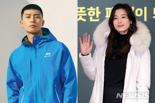 According to the broadcaster on the 29th, Jun Ji-hyun and Park Seo-joon confirmed the appearance of Kim Eun-hee (48)s new film, Drama Jirisan.An official said, Jun Ji-hyun confirmed his appearance in Jirisan early on. Park Seo-joon is a ratings guarantee check recognized by the broadcaster.This casting is the best choice because it proved its true value in the recent drama Itaewon Clath. Jirisan is the story of the Jirisan Great Smoky Mountains National Park Rangers who have to save the victims by walking through the mountains even in bad weather.Written by Kim Eun-hee writer of Kingdom Seasons 1 and 2 (2019-2020) and Signal (2016), directed by Lee Eung-bok (51) PD of Mr. Seanshine (2018) and Dawn of the Sun (2016).Jun Ji-hyun is the return to the home theater for more than four years after The Legend of the Blue Sea (2016-2017).Jirisan Great Smoky Mountains National Park plays the best ranger Sui River.I instinctively know how to ride the mountain, and I am so excited about climate, soil, etc. that I can match the distress place with only one grass leaf on my backpack.Jun Ji-hyun has decorated the ending of the recently released Netflix Drama Kingdom2.Expectations were high for the possibility of appearing in Kingdom season 3, but Jirisan first met fans.Kim said in a recent interview, Jun Ji-hyun is very attractive as anyone knows, but she feels like a warrior. I had a desire to use my body really well and to do action together.In addition to Kingdom3, Jirisan will actually see the plump charm of Jun Ji-hyun. Park Seo-joon showed off his strength by winning three consecutive hits, starting with Ssam, My Way (2017), Why is Secretary Kim doing that (2018) and Itaewon Klath (2020).In Jirisan, the Great Smoky Mountains National Park new ranger Kang Hyun-jo reveals bright and positive energy.After losing his successor during his march training in Jirisan, he begins to welcome him, telling the secrets to Lee Gang, walking the mountains, and saving the victims.It is also of interest that Jirisan may cause a hiking craze: Jun Ji-hyun and Park Seo-joon have something in common, an outdoor brand model.Jun Ji-hyun has been working as a Nepa exclusive model for the seventh year, and Park Seo-joon has recently become the face of K2.Fans have already been curious about who will win the Jirisan main PPL.Aestori, who caused the K-Zombie craze around the world with the Kingdom series, is produced and improved.In addition to Kingdom and Signal, it is a company that produced The Hundred Days of the Nang (2018), The Miracle We Met (2018), The Queen of Mystery Season 1 and 2 (2017-2018).Jirisan is expected to exceed 2 billion won +  per episode and total production cost of 16 episodes will exceed 32 billion won.It is already reported that overseas exports such as China are also being discussed.An official said, Although Han Han-ryong has not been fully released yet, there is a lot of interest in China. Jun Ji-hyun is a star representing Asia such as China, and Park Seo-joon has emerged as a new Korean wave leader through Why is Kim Secretary?The two people and the best crew will work together to create synergies. 