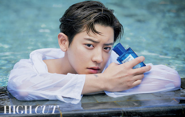 The dazzling appearance of EXO Chanyeol has been featured on two versions of the cover.EXO Chanyeol has emitted refreshing energy through the magazine Hycutt. Chanyeol first visited Bali in January for a photo shoot.I completed a picture of a free travel concept in the background of the blue sea, sky and nature of Sumi beach.Chanyeols look in the warm sunshine of Bali was even more dazzling, sparkling like a crumbling wave.In the room, which was moved to avoid the hot midday sun, it transformed into a different form from the outdoors, creating a cold and mysterious atmosphere to match the wooden interior and calm mood.On the other hand, Hycutt 261, which features the picture of Chanyeol, featured 23 straight photographs that were newly selected from Chanyeols film camera.When asked if he felt a sense of exacerbation to EXO. Chanyeol, who became a group of nine years, he said, Now, even if you look at the members and your eyes, or even if you do not look at your eyes,In fact, it doesnt feel like it was so long ago when you were in your first year of debut or trainee, because youve been working and youve been together.Im still doing something this year, so I think the time will go as before.Im a group that fits the expression cooler and better as I go for both as individuals and as EXO. I always want to be cool over time, he said.Chanyeol, who is gradually revealing his own music world through solo activities such as unit activities with Sehun, Dokkaebi, Romantic Doctor Kim Sabu 2 OST.When asked what difference does EXOs Music and Chanyeols Music make, he said, If EXOs Music is combined with each other and shines most when performing together on stage, I would like to capture the feelings I felt at moments like any experience or thought in Music, which has more opinions.Asked what he would like to see in the future, Chanyeol said, The most admired part of seeing other great artists is consistency.I want to keep my original musical tendency and world unchanged over time, and I want to continue to develop and develop, reach some area, and keep it.I think thats the way I want to go.  There is still too much to develop.There are many things I want to do so that I think I have barely stepped up, and if I am greedy, my goal is at the top.If you have a lot of opportunities to show the world what you want to do, I hope you do not lose this mind. Chanyeols interview with Aqua di Parma, more famous for Chanyeol perfume, can be found in the magazine Hycutt 261, published on April 2.Hycutt