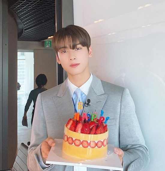 Group Astro Cha Eun-woo had a happy birthday.On the 30th, Cha Eun-woo posted two photos on his Instagram with an article entitled Thank You to everyone who celebrated their birthday, I love Mother Father.Cha Eun-woo was born on March 30, 1997, and celebrated his 24th birthday on the 30th; in the public photos, Cha Eun-woo posed V with strawberry cake.Cha Eun-woo, who is wearing a silver suit and smiling happily, was eye-catching to Cha Eun-woo, who perfectly styled her hard-to-digest suit.Fans celebrated Cha Eun-woos birthday; the posts included comments such as HBD, So cool, and Always Yes One.On the other hand, Cha Eun-woo is actively engaged in various entertainment programs.