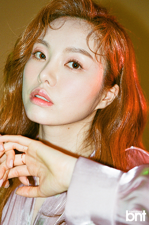 Lily praised the Momoland JooE.Flower lilies with pure white color. Heres a singer who resembles the lilies.Lily, an attractive singer who wants to capture all the colors, although the color is not clear in one color, recently took a picture with bnt.When I built my name, my real name was so common and I did not know what color I had, so I was worried about how to build it.The reason I chose Lily, which means lily, as the name is because any color is painted on white color.Lily, who is planning to work hard in the future, revealing her aspiration to express any color like white, and asking him to look forward to the various colors he will show.He has shown a lot of charms that he does not know his color throughout the filming and interview. I am looking forward to touching the public with what voice and song he will make in the future.In particular, Lily has a history of being a vocal trainer and vocal director of girl group Momoland.Asked about the episode, he said: In fact, there are no special episodes and Momoland member Nancy was so pretty that she was memorable.At the time of training, I was more beautiful than a pretty singer, but I taught hard to be a singer who is good at singing.kim myeong-mi