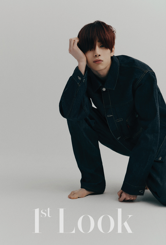 Victon han seung-woo has unveiled the abdominal muscles.Viktons Han seung-woo, who came back full, shot first look and fashion picture.This picture was conducted to include a different image of Han Seung-woo, who is usually nicknamed Yakhan Seungwoo.The most basic fashion item, denim, is a subject of interest in fashion, and he has completed a sensual fashion picture by boldly top model in somewhat unconventional costumes, hair and makeup concepts.When Han Seung-woo was wearing a top, all the staff on the scene were impressed by the perfect abdominal muscles.Han Seung-woo said in an interview, I think I enjoy transforming, and when I work with various people and work with them, I get better results.I am inspired by the work I did not usually do like this photo shoot.I want to do Top Model all I can without setting the limit. He expressed his enthusiasm for various works and passion for fashion.emigration site