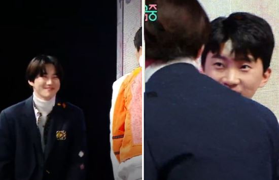 Singer Lim Young-woong and EXO member Suho were spotted on Camera as they shared an awkward greeting.Lim Young-woong showed his new song, Now Believe Me, live on MBC Show! Music Core, which was broadcast on the 4th.By the end of the days broadcast, Singer Gang Daniel won the first trophy.The cast members on stage greeted each other when the broadcast was over, when images of Lim Young-woong and EXO Suho were captured by Camera.As soon as they saw each other, they smiled brightly and greeted each other. Suho even gave Lim Young-woong a hug.The netizens who watched the broadcast were explosive, and they responded that they would get close to each other, It is a good look, and K-POPSinger and Trot Singer meet fresh.Meanwhile, Lim Young-woong also conveyed his first appearance on music broadcasting.I still have excitement and excitement because I have been on stage I never thought of, he said through the management company Newera Project on the 5th.I am a trot singer. I was loved by Mr. Trot and thanks to the support of fans, Show!We are grateful to be on stage with so many great K-pop stars, he said.