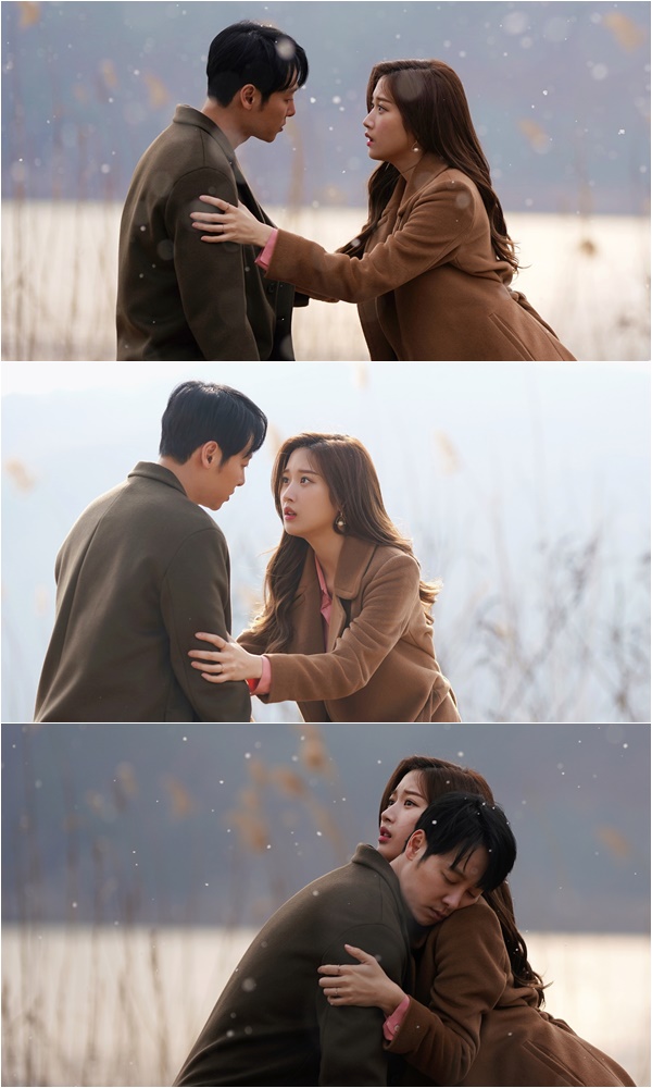 Kim Dong-wook - Moon Ga-youngs heartbreaking hug is caught and heartbreaks.MBC Wednesday-Thursday Evening Drama The Mans Memory Act (directed by Oh Hyun-jong Lee Soo-hyun/playplayplayed by Kim Yoon-joo Yoon Ji-hyun/produced Green Snake Media) continues to rise in ratings with an inextricable storm development and the strongest immersion, ahead of the April 8 (number) broadcast, with the imperious Kim Dong-wook (played by Lee Hoon) It focuses attention by releasing the scene SteelSeries, which contains the affectionate image of Moon Ga-young (played by He Jin), who keeps him by his side.In the last broadcast, Hoon was saddened by the sudden death of his mother, Seo Mi-hyun (Gil Hae-yeon).Especially for Hoon, who is an over-memory syndrome, Mihyeon did not inform her of her illness, and Hoon (Kim Dong-wook) made it even more heartbreaking for those who saw Mihyeon in the portrait of Youngjeong and learned his death.So, I wonder if Hoon can overcome the wound, and how the death of Mihyeon will affect the romance of Hoon and He Jin (Moon Ga-young).Meanwhile, Kim Dong-wook and Moon Ga-young in the Steel Series are facing each other in an unusual atmosphere.In particular, Kim Dong-wook is worried that my body is too difficult and dangerous to hold on to itself.Moreover, the lost pupil and anxious look make him guess that he is in a serious situation.Kim Dong-wook eventually loses his mind and falls into Moon Ga-youngs arms and makes his heart pound.Moon Ga-young is holding Kim Dong-wook, and his desperate eyes, which are a mixture of worry and sadness, make the hearts of the viewers even more uncomfortable.Furthermore, the appearance of the two people who are fully expected to each other raises sadness and excitement at the same time.The expectation of the two-way romance of Memory Couple Kim Dong-wook and Moon Ga-young, who will deepen each others wounds, is amplified.Kim Dong-wook and Moon Ga-youngs Awakening Hug scene was an important scene with Kim Dong-wook, who lost his mother in the play and finally collapsed, and Moon Ga-youngs perfect sense of Kim Dong-wook.Before the filming, the two of them constantly talked about Hoon and He Jins feelings and screens and tried to make perfect screens.When the filming began, the two people showed a great degree of immersion and deep emotion, which impressed the staff.In particular, Kim Dong-wook and Moon Ga-young are expecting more from the broadcast that they have been playing Hot Summer Days with emotions that have been leaning on each other for a while after the cut sound.The production team of the Mans Memory Act said, The hot summer days of Kim Dong-wook and Moon Ga-young have created a scene that viewers can not forget.I would like to ask you to expect a lot from the broadcast on the 8th, he said.MBC Wednesday-Thursday Evening drama The Mans Memory Act will be broadcast on Wednesday, April 8 at 8:55 pm.