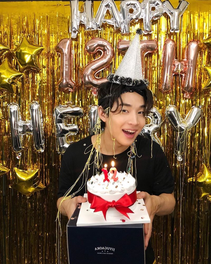 Singer Henry Lau has expressed his feelings for the 12th anniversary of debut.Henry Lau wrote on social media on the morning of April 9, The 12 years of happiness, the 12 years of love that have passed through good time and hard times, you have been there for me at every step.I will do my best for you. Henry Lau hosted the Love Live! concert Special Saints Show on social media on the afternoon of the 8th to mark the 12th anniversary of debut this year.Henry Lau presented Love Live! based on a set list that was specially organized on the show.Henry Lau said, I have planned Love Live! with various performances and special selections, taking on the many cheers and love I have received in the meantime.hwang hye-jin