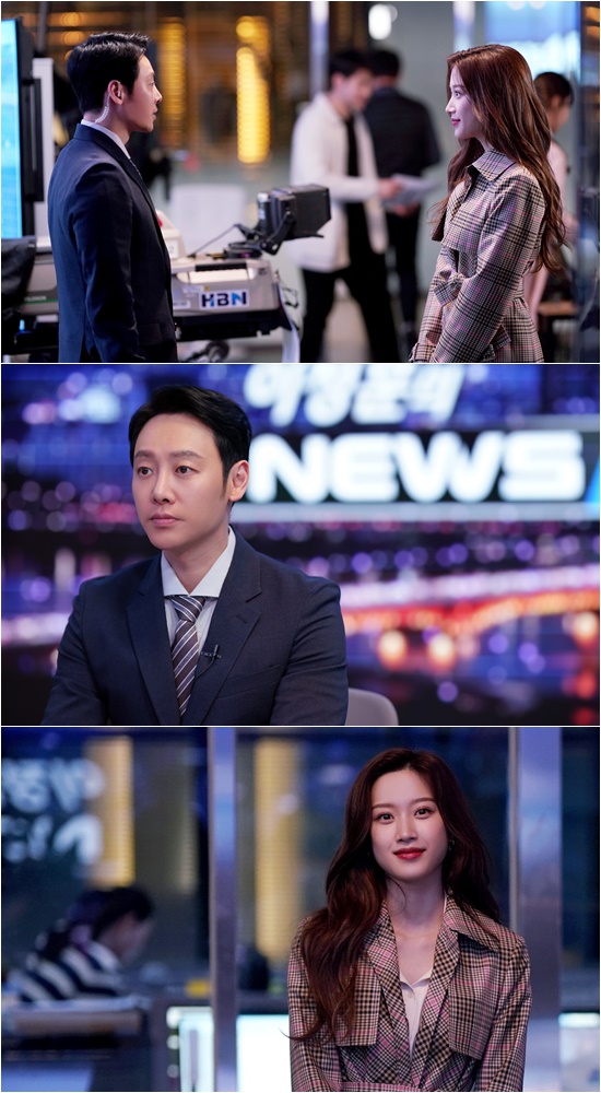 Kim Dong-wook returns to Anchor The Mans Memory Act.In addition, Kim Dong-wook and Moon Ga-youngs news Live broadcasts of the sweet eye exchange is caught, causing a heartbeat.MBC Wednesday-Thursday Evening Drama The Mans Memory Law, which continues to rise in ratings due to its unremarkable storm development and strongest immersion, is on the scene of SteelSeries, which features a sweet exchange of eyes from Kim Dong-wook (Lee Jung-hoon) and Moon Ga-young (He Jin) ahead of the broadcast today (9th). It raises interest by releasing it.In the last broadcast, Jung Hoon was saddened by the sudden death of his mother, Seo Mi-hyun (Gil Hae-yeon).He Jin shares the pain of Jung Hoon and is raising expectations for the full-fledged romance of the two.Kim Dong-wook, who is in the SteelSeries, returns to Anchor and draws attention. His thin face makes him feel sad because he feels the pain and pain.In the meantime, Kim Dong-wook and Moon Ga-youngs sweet exchange of eyes is caught and causes excitement.In particular, Moon Ga-young captures his attention with his lovely eyes looking at Kim Dong-wook on News Live broadcast.His face-filled sunshine smile looks so warm that it heals Kim Dong-wooks wounded heart.Kim Dong-wook also smiles to those who are looking at Moon Ga-young with a light smile, whether he has gained strength in Moon Ga-youngs surprise visit.This is Moon Ga-youngs visit to the news studio as a surprise to support Kim Dong-wooks return to Anchor.Kim Dong-wook was very comforted by the existence of Moon Ga-young itself.Expectations are high on whether he has risen from the pain and wounds of his mothers death due to Moon Ga-young, and whether Kim Dong-wook will realize his love for Moon Ga-youngThe two romances will give the audience a big thrill, said the production team of the Mans Memory Act, Kim Dong-wook will begin to realize his love for Moon Ga-youngPlease watch the romance of Kim Dong-wook and Moon Ga-young with a lot of interest and love.Meanwhile, the Memory of the Man will be broadcast at 8:55 pm on the 9th.Photo = MBC