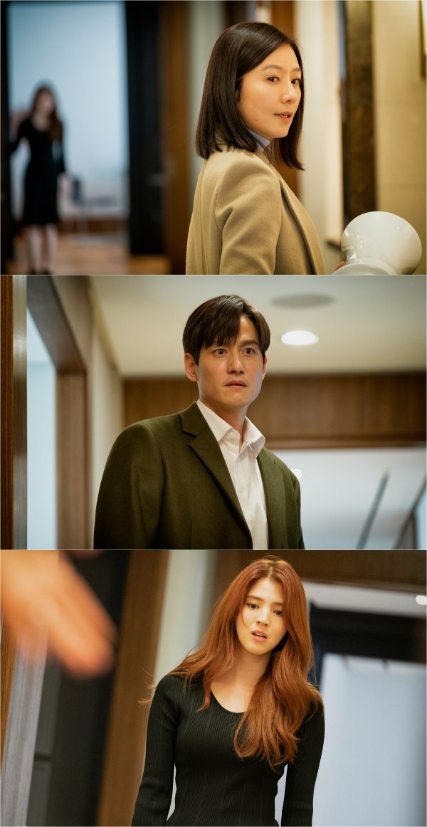 JTBC Studios original Golden World of Couples released a breathtaking Love Triangle (DJ Ivy mix) by Ji Sun Woo (Kim Hee-ae), Lee Tae-oh (Hae-jun Park), and Han So Hee (Han So Hee) on the 10th, before the 5th broadcast.The emotions of the three people who are at risk in the tension of the storm eve are facing a moment of truth that can not be backed down.Sun Woo, who faces betrayal and misfortune, is taking an explosive reaction as he enters a road that can not turn around.After confirming that his son Lee Jun-young (Jeon Jin-seo) knew the relationship between Lee Tae-oh and Yeo Da-kyung, Sun Woo began to move closely to cut Lee Tae-oh from his perfect life.Attention is focused on the move of Sun Woo, which cools the hot emotions of anger and moves sharply.In front of the cracks that I thought were perfect, Sun Woo was shaken and confused, but after deciding to fight back, he moved carefully.Rather, it reverses the psychology of Itaeo and Yeodagyeong and stimulates the thrilling catharsis.In the photo released on the day, Love Triangle (DJ Ivy mix) is also shaken by Lee Tae-oh and Yeo Da-kyung.Sun Woo, who stands between the two of them leisurely, looks at the two people coolly with a sharper smelted eye.I feel the aura of Sun Woo, who has a hot wind under the calm water.Itaeo, who is anxious about Sun Woos behavior, and a storm that will devour them from the look of a terrible collapse of the female police.In the trailer released earlier, the hidden truths suggested that they would appear on the surface of the water, and predicted the storm development.Lee Tae-oh, who feels that Ji Sun Woo has changed, is surrounded by doubt and anxiety as Sun Woo did.My parents dont know that Im pregnant yet, Mr. Dakyung, says Ji Sun Woo, who tightens the psychology of the police officer.The pottery, broken from the hands of Ji Sun Woo, adds to the anxiety, as Maji Sansan suggests the fragmented couples World.So youre not touching anything, says Sun Woos gruesome warning, which is a low-key warning.Sun Woos first statement, I should have been prepared to live without seeing my child, reveals the cowardly Lee Tae-ohs face to the end, saying, It is not a sin to fall in love.Like pottery that can no longer be attached, where will the relationship of the broken people go?Meanwhile, JTBCs Golden World will be broadcast at 10:50 pm on the 10th (Friday).Photos offered: JTBC Studio
