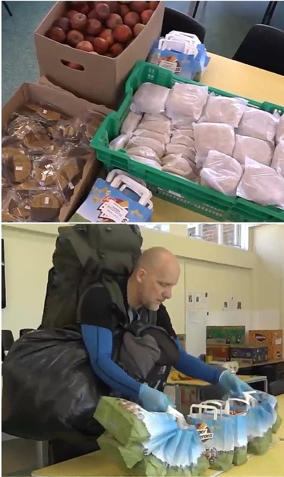 젠 포울스 선생님이 아이들에게 나눠줄 점심을 포장하고 있다. 그는 음식 준비도 돕는다.［유튜브 캡처］