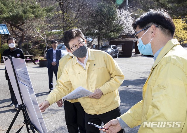 돼지울타리 이미지