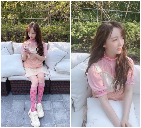 Lovelyz Keis beauty and cuteness catch the eye.On the 18th, Lovelyz Kei posted a picture on the teams official SNS with a message called Pink Pink.Inside the picture is a picture of Kei taking a rest in his place.His extraordinary visual and pink digestion was enough to attract the attention of the official fan club Lovelynus.On the other hand, Lovelyz showed its own production content Now, Bang Seok Seok through the official SNS channel.Now, the corner is a parody of Lovelyzs second full-length album repackage title song Now, We. Lovelyz, who can not go out of the house due to the difficulty of external activities due to the spread of Corona 19, is a self-produced content that unfolds an unstoppable Fun sense with various games.Now, Bang Gu-seok, which is organized into two episodes, pre-released a special preview in commemoration of April Fools Day prior to the release of the main piece.Lovelyz is a lovely charm + bread popping fun sense, giving a big smile to the boring everyday life.
