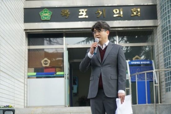 김*훈 이미지