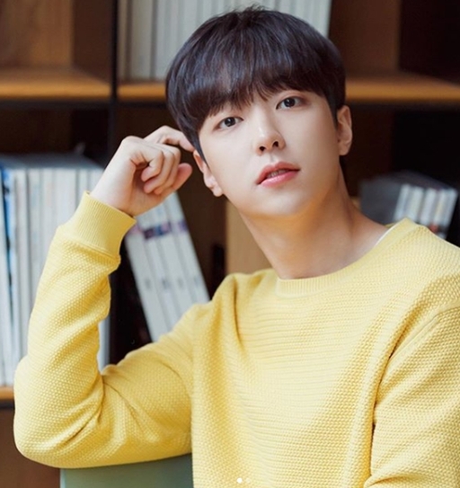 Lee Yoo-jin has become a new family, Blossom Entertainment said on July 7.I would like to ask Lee Yoo-jin Actor for your interest and love, the agency added.The company belongs to Park Bo-gum, Cha Tae-hyun, Ko Chang-seok and Lim Joo-hwan.Lee Yoo-jin, who made his debut with MBCs Goddess of Fire in 2013, appeared in the films Going to Meet Now (2017) and JTBC drama Melloga Constitution (2019).Lee Yoo-jin played the role of violin teacher Yoon Dong-yoon in the SBS drama Do you like Brahms?