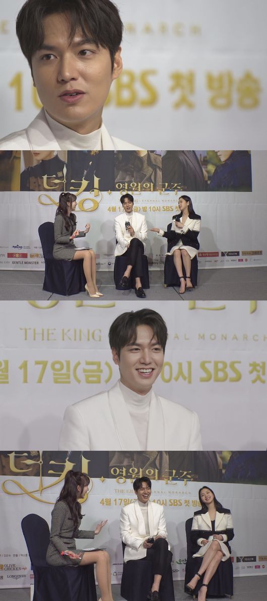 Lee Min-ho and Kim Go-eun from The King praised each other for their love.On the 22nd, SBS Full Entertainment Midnight meets Actor Lee Min-ho and Kim Go-eun, the protagonists of The King.On the 17th, SBSs new gilt drama The King: The Lord of Eternity recorded an amazing audience rating of 11.4% from the first broadcast, ranking first in the same time zone of all channels.Lee Min-ho, who returned to the home theater after about three years through The King. He played the role of the emperor of Korean Empire.Asked what he had learned for the character, Lee Min-ho replied that he had worked hard on rowing and riding.Lee Min-ho, who was reborn as a perfect emperor by showing his horse riding skills and directing the scene of adjustment thanks to his sincere efforts.But Lee Min-ho added that being an emperor is not actually a preparation.Lee Min-ho laughed at the scene with his witty gesture, saying, I just have to admit this for the day, and I am the emperor himself.Lee Min-ho also showed a special affection for his partner, Maxi Iglesias.Lee Min-ho said Maxi Iglesias eats my favorite candy well, and that when the filming is over, I have shared one, one horse, like this.In fact, Lee Min-ho faced Maxi Iglesias and asked him to remember his brother, and Maxi Iglesias showed a proactive behavior that approached Lee Min-ho, who was filming because he followed Lee Min-ho too well.Kim Go-eun in South Koreas Detective Jeong Tae-eul station, where Igon came to parallel World.When asked about his first role as Detective, Kim Go-eun left a unique feeling that it was good to handcuff someone.Kim Go-eun, who has been mainly chased for the time being, has transformed into a wonderful Detective that overpowers suspects in The King.Kim Go-eun said, It is very cool to go after and handcuff and drag it.The King is a new work by Kim Eun-sook writer who believes and sees it.In addition, Lee Min-ho was loved by heirs and Kim Go-eun was loved by Kim Eun-sooks works in Dokkaebi, so the expectation of viewers was added.Lee Min-ho said, I thought Kim Go-eun was a very attractive actor, and in fact he was the most interested actor of his peers.Kim Go-eun also said, It was so good, and said that he was the Kimtan line played by Lee Min-ho in heirs.Drama The King: Lord of Eternity depicts the story of a fictional space crossing the two worlds of Korean Empire and South Korea.The two main characters of fantasy romance, Lee Min-ho and Kim Go-eun, who are expected to develop further, can be seen at 8:55 pm Midnight on Wednesday, 22nd.