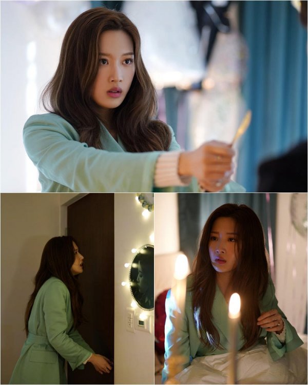 In the last broadcast of the MBC drama The Mans Memory Act, Moon Ga-young (played by Yeo Ha-jin) was drawn with a shocking ending that was kidnapped by Stoker, turning A house theater over.Meanwhile, the production team will focus attention on the situation of Danger, which Moon Ga-young faces with Stoker, ahead of the broadcast today (22nd).Moon Ga-young in the steel is confined to the room and raises concerns.Awakening from a dark room, Moon Ga-young is looking around the room with anxious and frightened eyes and struggling to open a firmly closed door.On the other hand, the wall of the room is surrounded by colorful lights, and the photos of Moon Ga-young are attached to it, causing the creeps of viewers.And finally the look of Moon Ga-young facing Stoker is captured, causing tension to soar.Moon Ga-young is threatening Stoker with a small knife, and even in a frightened situation, his hard, hard eyes staring straight at Stoker catch his gaze at once.In this situation, Moon Ga-young can be safe in the situation of Danger, and it amplifies the question of who Stokers Identity is.In particular, the 19-20th trailer released earlier showed Kim Dong-wook (played by Lee Jung-hoon) confronting Moon Ga-youngs Stoker in front of him, raising questions about future development.The false alibi focused attention on the manager Shin Ju-hyeop (played by Moon Cheol), the suspicious director Ji Il-joo (played by Ji Hyun-geun), and the meaningful words of Lee Ju-bin (played by Jeong Seo-yeon) Stoker, who was imprisoned at the shelter.Whether Moon Ga-young can be rescued by Kim Dong-wook, amplifies the curiosity on this broadcast.The mans Memory Act said, Today (22nd) Moon Ga-young Stokers identity will be revealed. This will lead to the romance of Kim Dong-wook and Moon Ga-young.I hope it will be a time-honored turn to satisfy the viewers of A house theater, from hearty Mystery to thrilling romance, he said.Photo: MBCs Memory of the Man