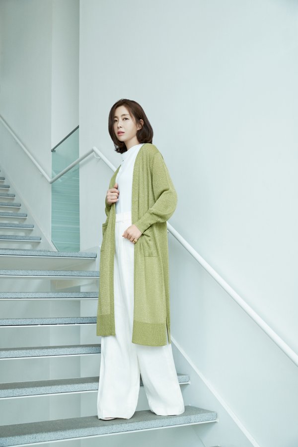 Actor Song Yoon-a has released a new clothing picture of the brand that is active as Model.Song Yoon-a has completely digested various concept costumes with colorful poses, facial expressions and neat styling in this photo.Song Yoon-a is the back door that led the atmosphere of the filming scene with his unique bright personality and many years of Model experience.On the other hand, Song Yoon-a, who has been loved by viewers with excellent character digestion and acting ability for each work that appears, is preparing to meet with viewers after finishing shooting JTBC drama Elegant Friends recently.Photograph: Georges Lesh