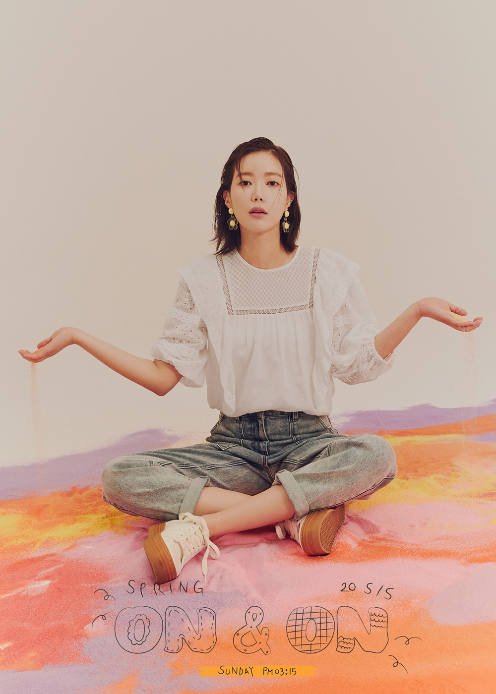Actor Im Soo-hyang has presented a variety of lovely spring fashions.Recently, the womens wear brand On & On (ON & ON) released a 20SS project pictorial Sunday (SUNDAY) p.m. 3:15 with Im Soo-hyang.This photo is based on Sunday afternoon, when 2030 women do a lot of personal things that they have delayed on weekdays. I borrowed keywords from Im Soo-hyangs routine.Im Soo-hyang in the public picture showed a pure charm wearing a neat white roper in a subtle floral pattern One Piece.In another pictorial, Im Soo-hyang created a girly look by matching socks and sandals to a creamy long one piece with a rich puff and wide collar.Im Soo-hyang also produced a casual mood by matching vintage Denim pants to a blouse with a variety of eyelet points.On the other hand, On & Ons 20SS items worn by Im Soo-hyang in the picture will be released sequentially, and can be found at the official online store Roundge B and the department store on and on store nationwide.