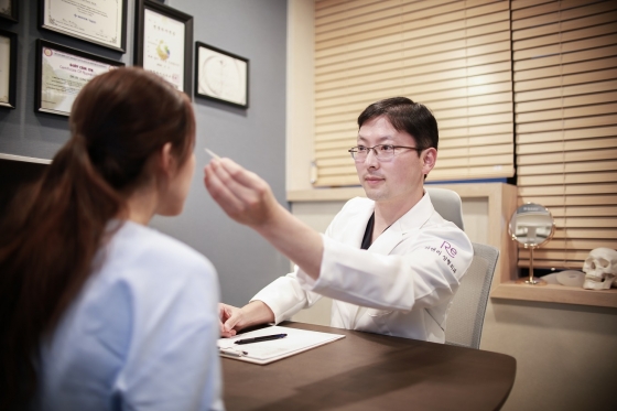 리앤리성형외과 이미지