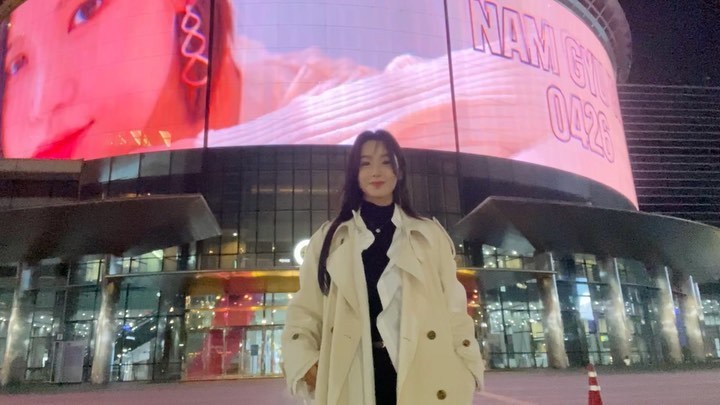 Nam Gyu-ri, a native of Group Seaya, celebrated her birthday.Thanks to you guys, I had such a grateful and happy birthday, Nam Gyu-ri wrote on his Instagram account on April 26.Ill show you a better and more precious day. Thank you for your warm day. I love you. Ill never forget. Happy birthday.In addition, Nam Gyu-ri posted a photo posing in front of a billboard reading HAPPY Gyu Ri DAY.seo ji-hyun