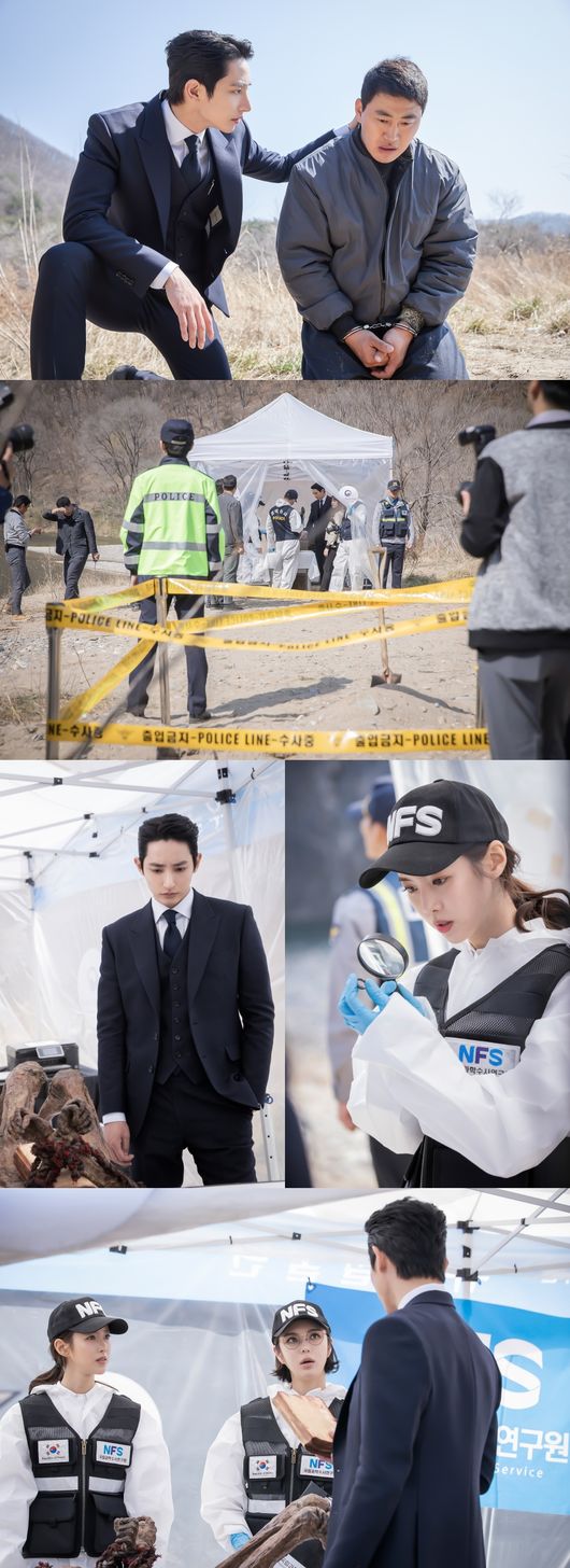 In Bon Again, Jin Se-yeon and Lee Soo-hyuk predicted the inevitable meeting.Jung Sa-bin (Jin Se-yeon) and Kim Soo-hyuk (Lee Soo-hyuk) meet at the scene of the incident in KBS 2TV monthly drama Bon Again, a mystery of three men and women who cross past and present life.Jung Sabin and Kim Soo Hyuk, who were reborn in the last broadcast, came across by chance on the streets or subway platforms and showed that they were deep ties from their past lives.The audience is wondering about what kind of relationship they will have in their present life.Today (27th) broadcasts are more clearly revealed that they are destined to meet.Jung Sabin and Kim Soo Hyuk are reunited with a bone autopsy specialist and inspection at the scene of the Mira Ashes discovery, and they are engaged in a nervous battle without concession from the first meeting.In the photo released, the unusual atmosphere is clearly revealed in the expression of Jeong Sabin and Kim Soo Hyuk.Mira Ashes, who brought Jung Sabin and Kim Soo Hyuk to one place, was found tied to a red Dong-A line.Kim Soo-hyuk and Jeong Sa-bin, who watch this unprecedented Ashes state, are also serious, which makes the case serious.Also, the book with Ashes maximizes the mystery of the case, and this Ashes stimulates curiosity about what it will be like with the previous life of the 1980s.It is noteworthy whether the book, and the ring, will be able to solve all the questions that Ashes, who was tied up in a red Dong-A line, can throw at them.On the other hand, in the last broadcast, the love of three men and women in the 1980s, Gong Ji-cheol (Jin Se-yeon), and Cha Hyung-bin (Lee Soo-hyuk) was ruined and finished.The full-scale reincarnation story will be unfolded from the 5th and 6th broadcasts today (27th), raising expectations for how their fate will be entangled in modern life.The present-day sea years of Jin Se-yeon and Lee Soo-hyuk after the 1980s can be seen in KBS 2TV monthly drama Bon Again, which is broadcasted at 10 pm today (27th).UFO Productions, Monster Union