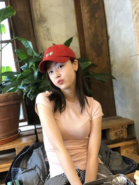 maekyung.com news teamActor Han Sun-hwa from The Secret announced the current situation through the photo.Han Sun-hwa released a photo on his Instagram on the 28th with an article entitled .Han Sun-hwa in the photo posted is staring at Camera with comfortable clothes.Han Sun-hwa is communicating with fans through his SNS.On the other hand, Han Sun-hwa is scheduled to air on SBS Drama Convenience Store Morning Star