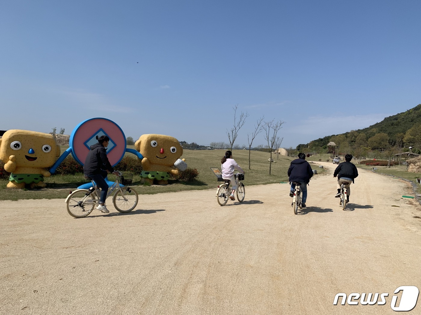 고인돌 이미지