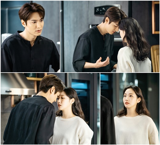 Lee Min-ho shoots Kim Go-eun beekeepers eyes...Sweet world Ima Chicks Lee Min-ho and Kim Go-eun are saying that they are doing imagogue kiss.SBS gilt drama The King - The Lord of Eternity is a parallel world fantasy romance drawn by the Yi-Gwa (ri) type Korean Empire Emperor Lee-Gon who wants to close the door () of the dimension and the Moon-Gwa type South Korea detective Jeong-tae who wants to protect someones life, people, and love through cooperation between the two worlds.In the fourth episode, Lee Min-ho, who returned to Korean Empire, and Kim Go-eun, who disappeared from South Korea, felt each others vacancies and missed each other.In particular, it was shocked that the date of issuing a new ID card for Jung Tae-eul was the same as the date of issuing an ID card that Igon had kept for 25 years.At the same time, Lee, who appeared in South Korea again that day, said, Lets go together.I moved to my world, he said, and moved to Korean Empire with Jung Tae-eul, making me wonder what story will be developed in the future.In this regard, Lee Min-ho and Kim Go-eun are caught in a two-shot show of a different cooking class in the Korean Empire imperial kitchen, which is enough to rob their eyes.In the play, Lee Gon cooks directly to Jung Tae-eul, and Lee Gon, who casts her beekeepers eyes, where honey drips toward Jung Tae-eul, shows her excellent cooking skills and shows her affectionate aspect.Moreover, as Lee Gon and Jung Tae-eul complete the Ima Chicks, which is facing each others foreheads, expectations rise for the genuine romance of the two.Meanwhile, the 5th episode of SBS The King - Eternal Monarch, which is composed of 16 episodes, airs at 10 p.m. today (Photo Provision: Hwaandam Pictures)news report